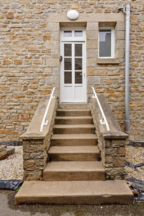 L'Escale De La Baie ! Appartement Pontorson Buitenkant foto